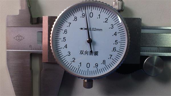 帶表卡尺的讀數(shù)方法 帶表卡尺的讀數(shù)方法
